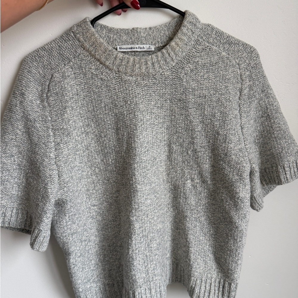 Abercrombie & Fitch Heather Gray Knit Sweater